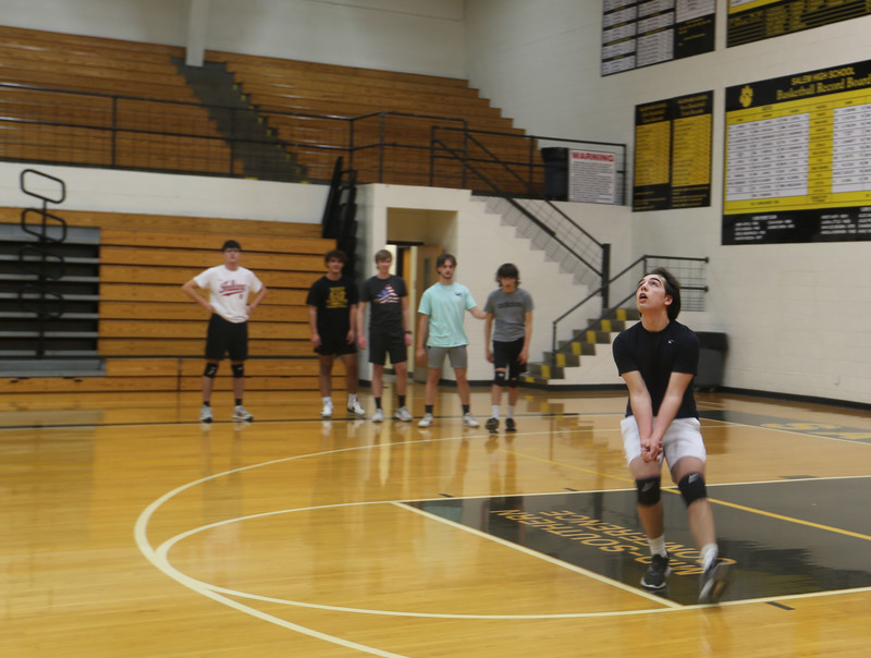 zayne playing volleyball